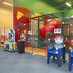 Charming 4-person Getaway 布拉万德