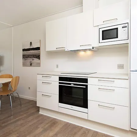 Feriehus Charming 4-person Getaway *