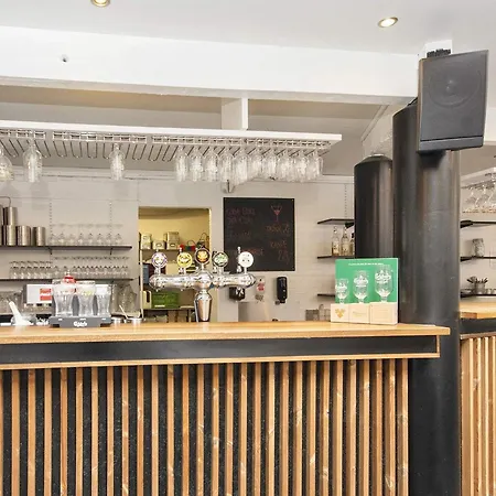 Ferienhaus Charming 4-person Getaway *