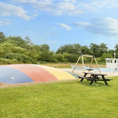 Charming 4-person Getaway *