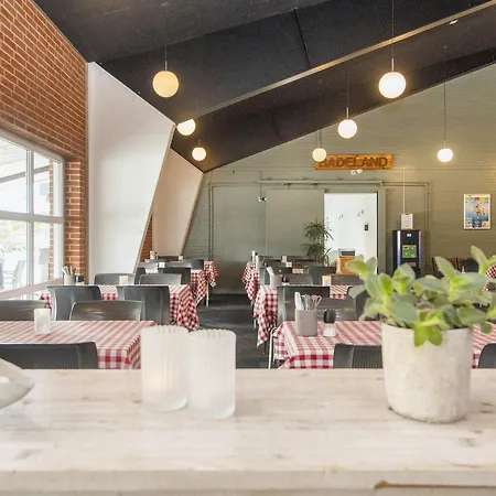 Charming 4-person Getaway