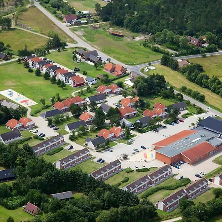 Charming 4-person Getaway * Blåvand