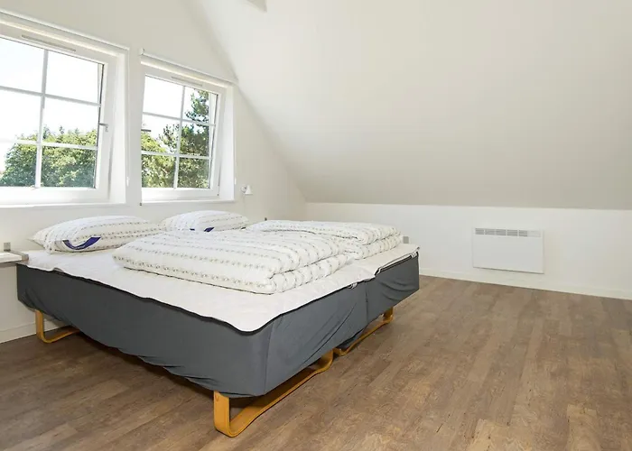 Charming 4-person Getaway Ferienhaus Blåvand