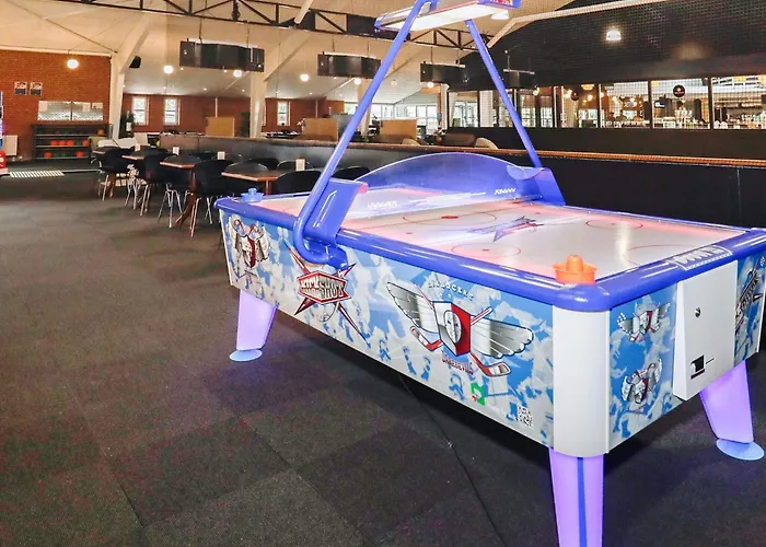 Charming 4-person Getaway 度假居 *