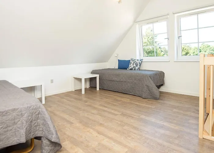 Ferienhaus Charming 4-person Getaway