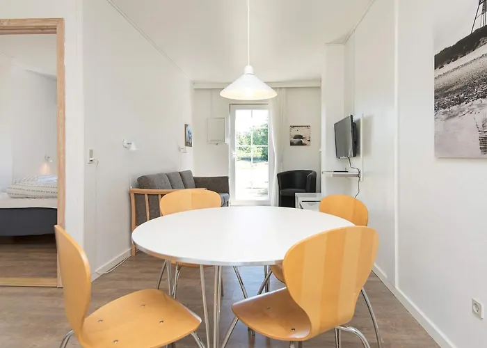 Charming 4-person Getaway *