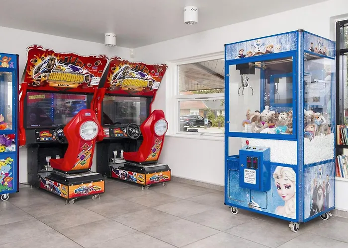 Charming 4-person Getaway * Blåvand