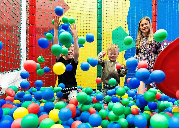 Charming 4-person Getaway Ferienhaus