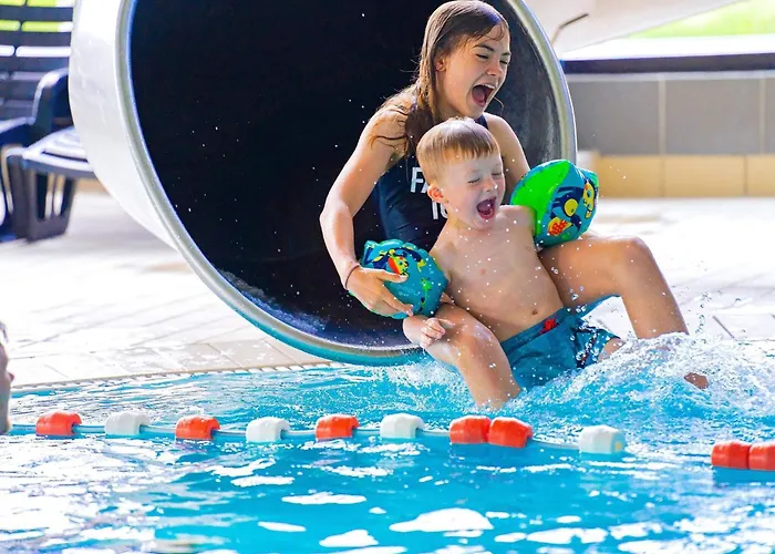 Semesterbostad Charming 4-person Getaway *